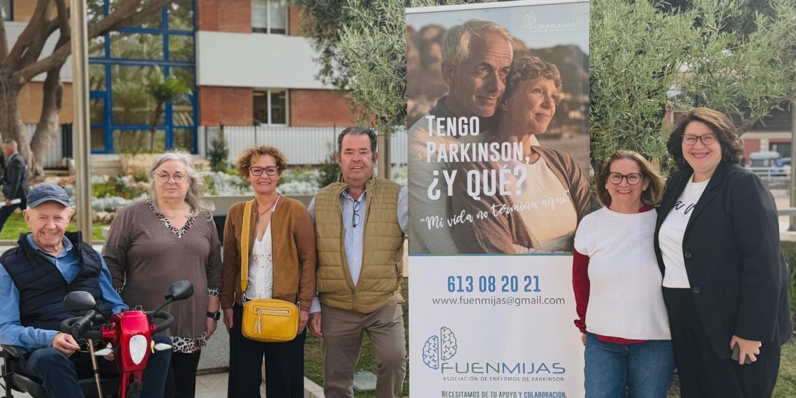 La asociación FuenMijas organiza una jornada de mesas informativas sobre el Parkinson